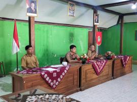 Kalurahan Girisekar Salurkan Insentif RT dan RW sebagai Bentuk Apresiasi